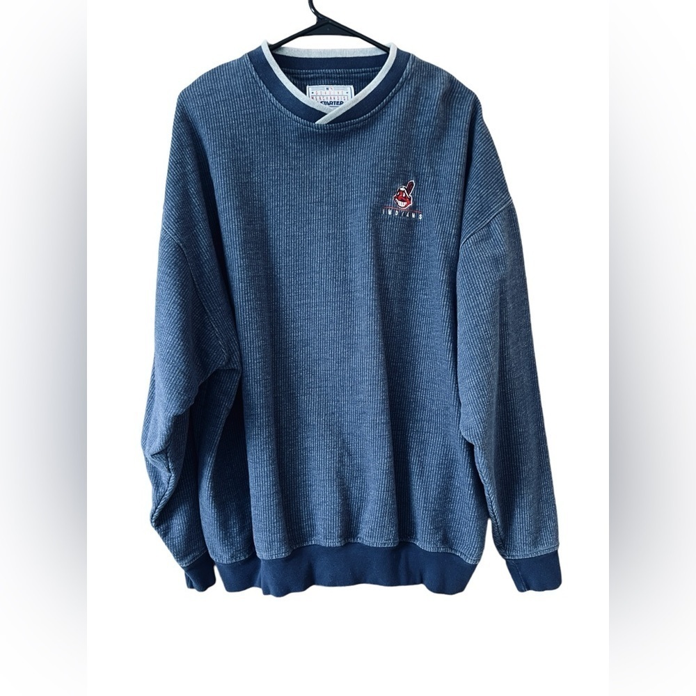 Vintage 90s Starter Cleveland INDIANS WAHOO embroidered MLB pullover sweater